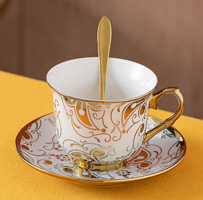 Nou creativ, simplu, stil european, set de ceai pentru ceai de birou din ceramica aurie, cadou pentru cuplu de ziua de nastere, vase cu lingura cu suport 2022