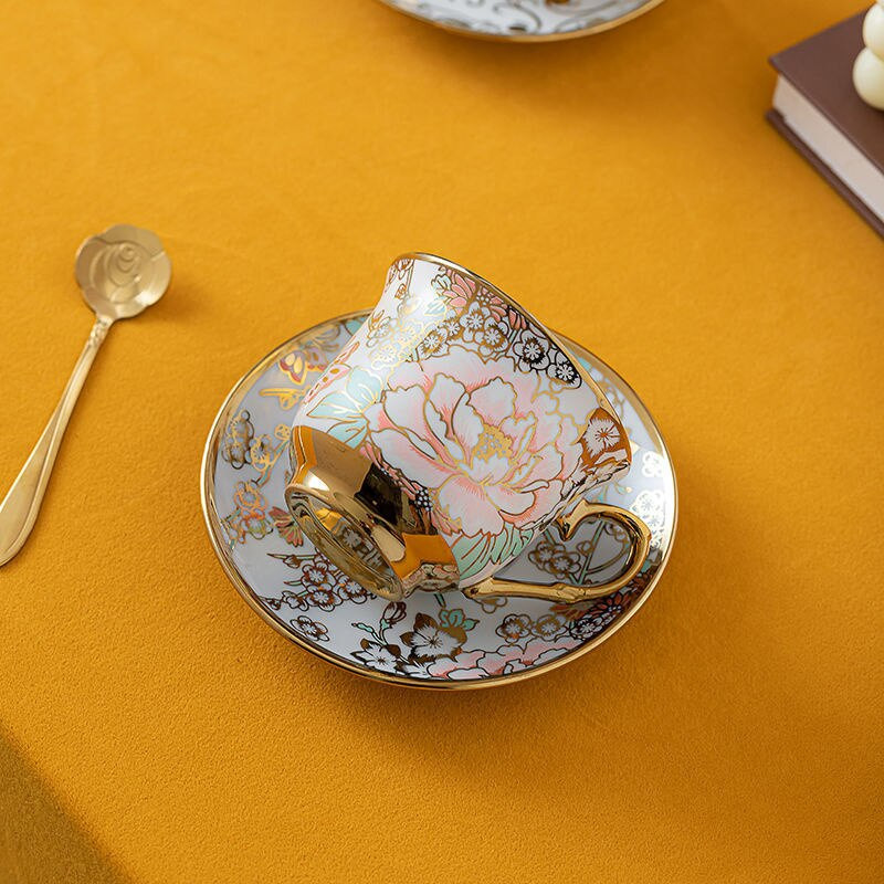 Nou creativ, simplu, stil european, set de ceai pentru ceai de birou din ceramica aurie, cadou pentru cuplu de ziua de nastere, vase cu lingura cu suport 2022