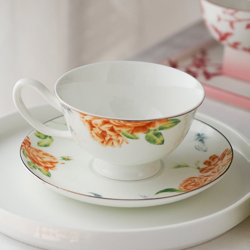 Bone China kávéscsésze kerámia virág európai délutáni tea csésze és csészealj Phnom Penh Tazas De Cafe fehér edénycsésze EF50BD
