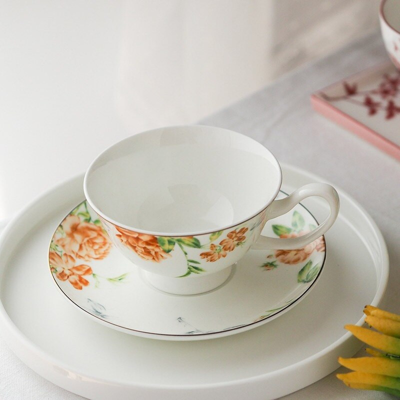 Bone China kávéscsésze kerámia virág európai délutáni tea csésze és csészealj Phnom Penh Tazas De Cafe fehér edénycsésze EF50BD