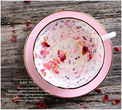 Elegantna šalica i tanjurić, lagana luksuzna šalica za crni čaj, kava, cvjetni koštani porculan Yerba Mate Kahve Fincan Takimlari, set za čaj EF50BD