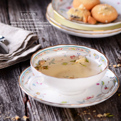 Elegáns csésze és csészealj készlet Könnyű luxus fekete tea csésze kávé virágos csont Kína Yerba Mate Kahve Fincan Takimlari teáskészlet EF50BD