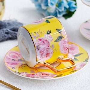 Moda cu margine aurie cu model de trandafiri, ceașcă de cafea din ceramică, set de farfurii pentru ceai de cafea de uz casnic, ceașcă de ceai de după-amiază simplă cu lingură