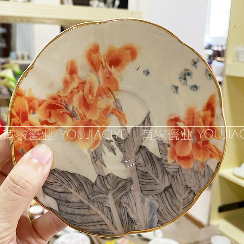 Šiaurės šalių daugkartinio naudojimo espreso kavos puodelių rinkinys Prabangus Creative Bone China Porcelianinis kavos puodelis Popietės arbatos Kaffeetasse puodelis ir lėkštė