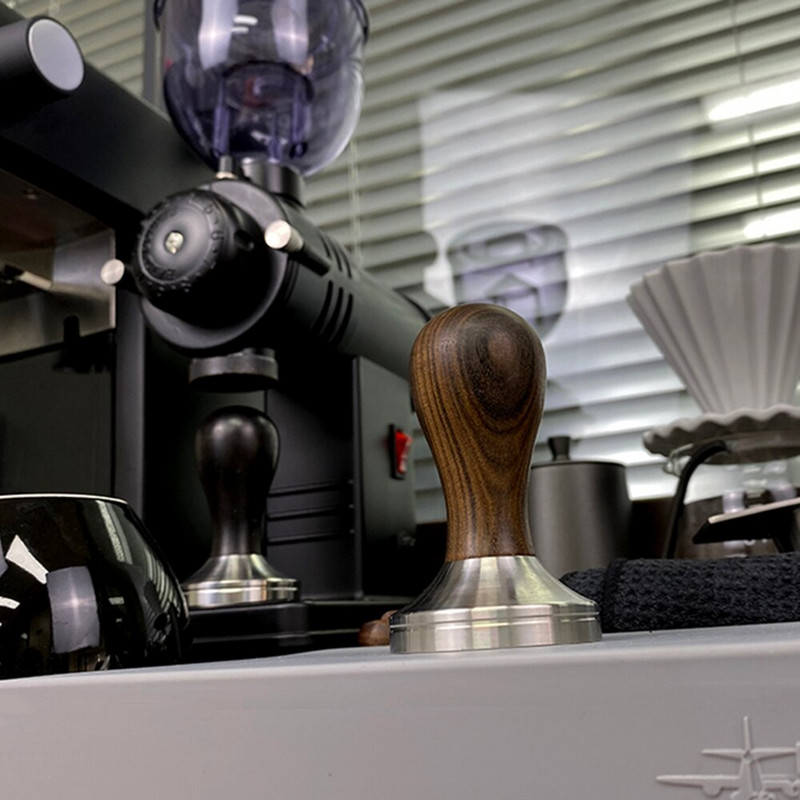 Afrikos juodos medienos rankenos kavos tamperis 51/53/54/58/58,35 mm nerūdijančio plieno espreso milteliai Cafe Hammer kavos įrankiai baristai