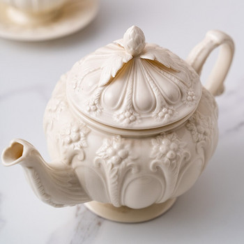 Английски релефен ретро стил крем Бери порцелан следобеден чай комплект чаши за кафе и чай