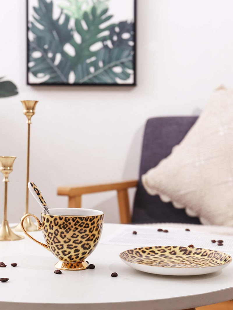 Bone China kerámia luxus leopárd kávéscsésze Gyönyörű teás bögrék kávéscsésze kerámia szolgáltatások Canecas kerámia kávéscsészék AA50BD
