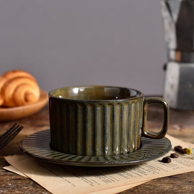 Japán stílusú retro kerámia kávéscsésze és csészealj készlet Kreatív délutáni teás bögre tálcával Személyre szabott bögre kemence vízcsésze