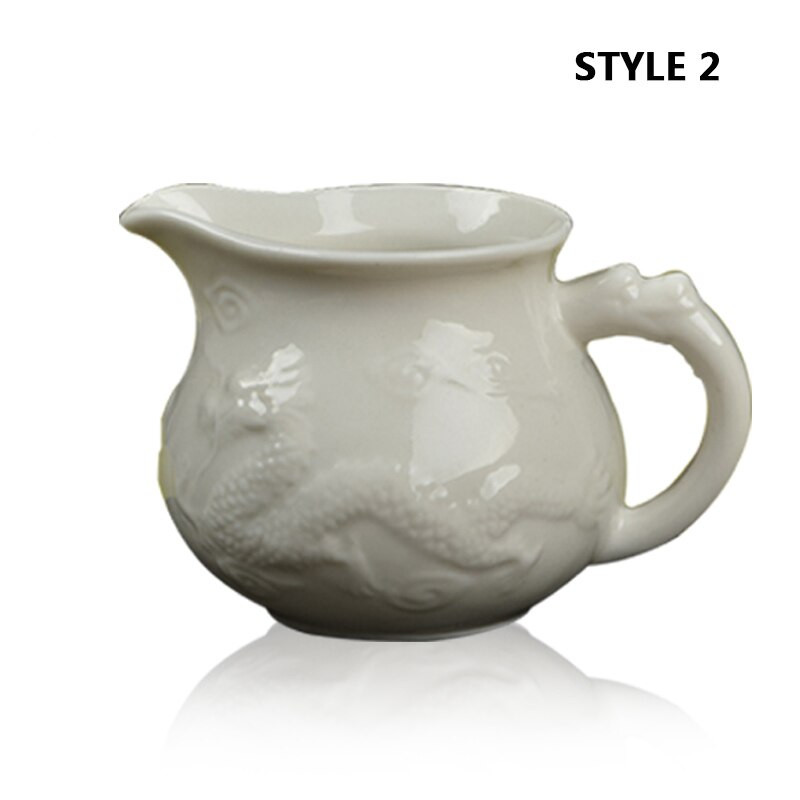 130 ml-es porcelán Gong Dao csésze kézzel készített mintás kerámia Gong Dao Bei teáskannával