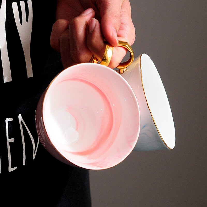 Keramikinės kavos puodelio lėkštės rinkinys Šiaurės Europos paprasto marmurinio rašto britų popietės arbatos juodosios arbatos kavos puodelis Aukštos kokybės