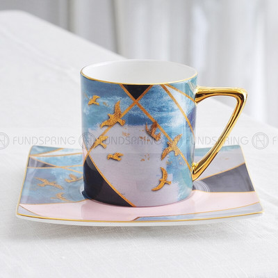 Európai stílusú könnyű luxus Bone China kávéscsésze csészealjkészlettel Kerámia teáscsésze