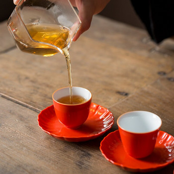 CHANSHOVA Китайски стил Керамика 35 мл комплект чаша за чай и чинийка Китайски сервиз за чай от червен порцелан H685