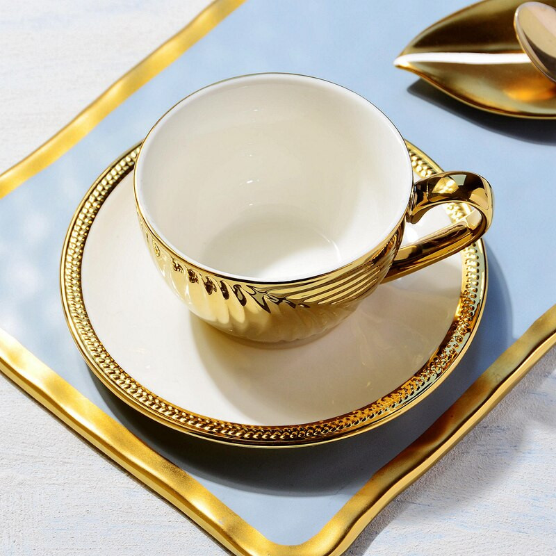 Eszpresszó arab kávéscsésze szett Luxus török étkészlet Reggeli Buborék Tea bögre Kávéscsésze Porcelán Taza De Cafe Desszertcsészék