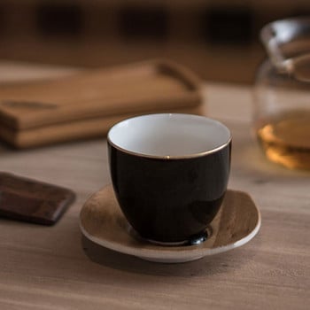 Ръчно изработени керамични чаши за чай със златен ръб с бамбукова чинийка за чаша