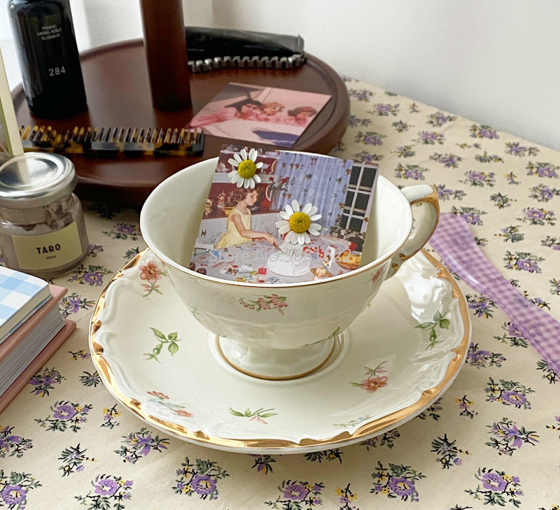 Európai kerámia teáscsésze készlet Modern egyszerű fehér kávéscsésze csészealj kis vintage porcelán virág Tazas De Cafe ivóeszköz EB50BD