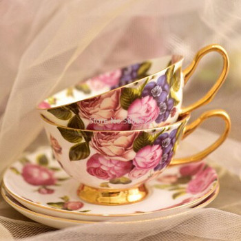 Комплекти чаши за чай от порцелан от костен порцелан Royal Classic Английска висококачествена чаша за чай и чинийка Xicaras Миниатюрна чаша и чинийка II50BYD