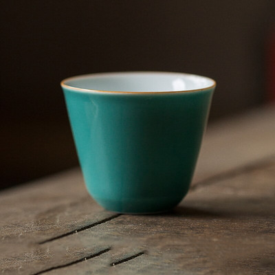 Keramičke zelene šalice za čaj od 30 ml u tradicionalnom kineskom stilu Kineski porculanski setovi šalica za čaj i tanjuriće Tirkizno zelena keramika