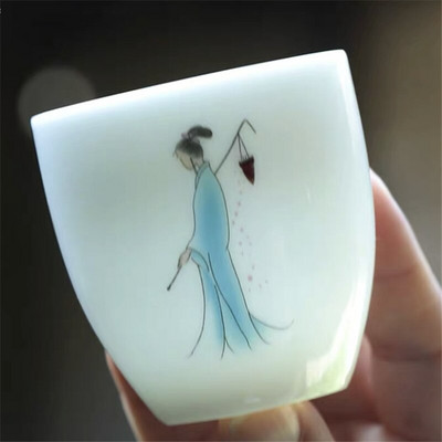 Japoniško stiliaus keraminis arbatos puodelis, baltas porcelianinis Kung Fu Master puodelis, rankomis dažytas biuro gėrimas Kūrybinis mažas Puer arbatos dubuo