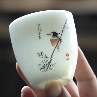 Japoniško stiliaus keraminis arbatos puodelis, baltas porcelianinis Kung Fu Master puodelis, rankomis dažytas biuro gėrimas Kūrybinis mažas Puer arbatos dubuo