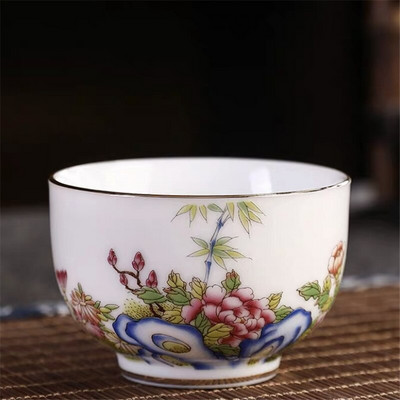 Japoniško stiliaus keraminis arbatos puodelis, baltas porcelianinis Kung Fu Master puodelis, rankomis dažytas biuro gėrimas Kūrybinis mažas Puer arbatos dubuo