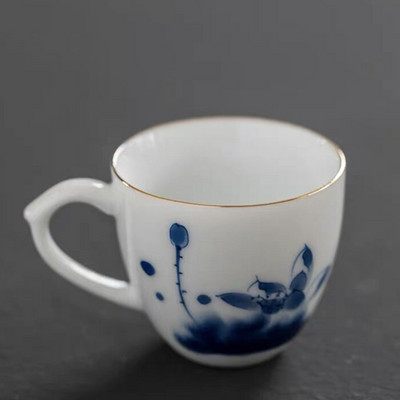 Keraminis rankomis dažytas Lotus Master arbatos puodelis su rankena balto porceliano arbatos puodelis Paprastas kiniškas Kung Fu vandens puodelis biuro gėrimai