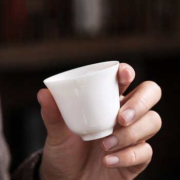 Керамичен порцеланов чайник и чаени чаши Офис за пътуване Кунг-фу Сервиз за чай Сервиз за чай Ръчно изработен преносим китайски сервиз за чай Саксия и чаша