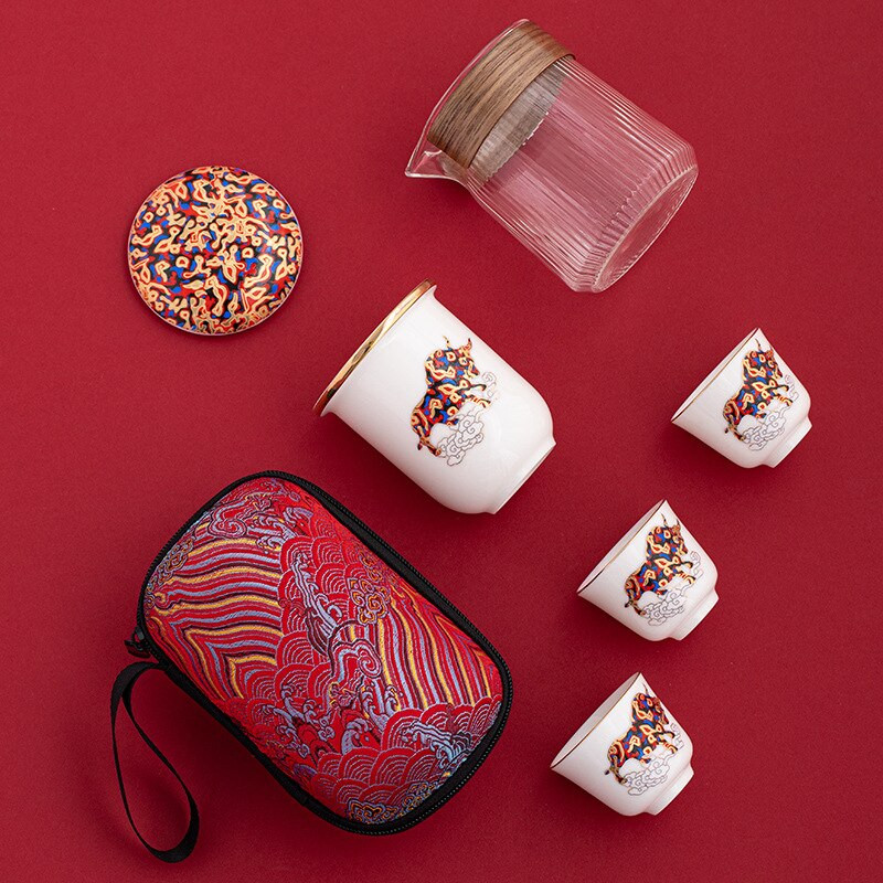 2021 Novi kineski prijenosni set za čaj Keramički 1 lonac 2 šalice Putni set za čaj Šalice Vreća za pohranu Set posuđa Posuda za toplinsku izolaciju