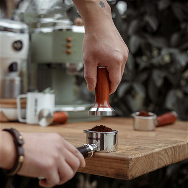 MHW-3BOMBER kavos plaktukas 51mm 53mm 58mm nerūdijančio plieno plokščias sriegis medinės rankenos miltelių plaktukas espresso barista įrankis