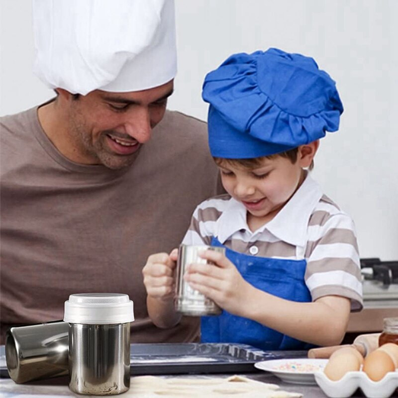 2 db rozsdamentes acél por shaker kávé- és kakaópor fedéllel és 4 db extra vastag szilikon trivet mats szürke