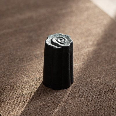 Keraminis juodas keramikinis dangtelis Purpurinis molio puodo dangtelio laikiklis Kung Fu arbatos indai Tureeno dekoravimo arbatinuko dangtelis atrama maža lentyna