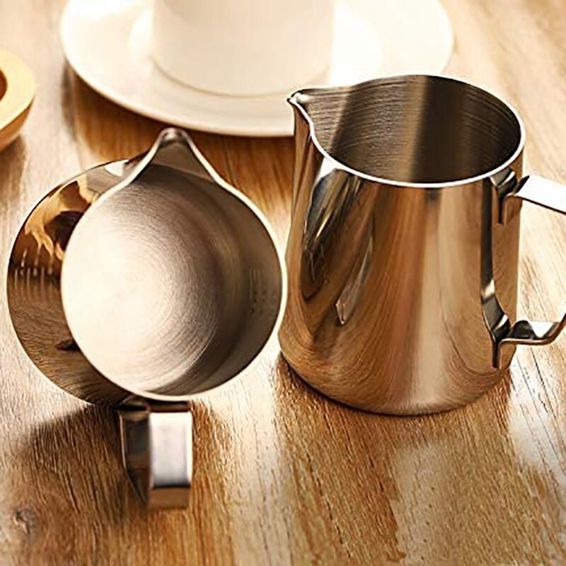2 csomag tejhabos kancsó, 12 oz és 20 oz eszpresszó gőzölő kancsó, tejhabosító gőzölő csésze, kullancs jelzés a belsejében