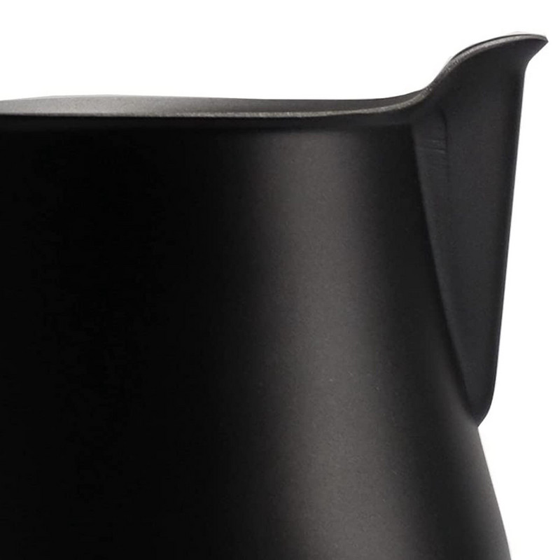 Nerūdijančio plieno pieno putų ąsotis – espreso kavos garuojančio pieno putojimo puodelis, puikiai tinka Latte Art