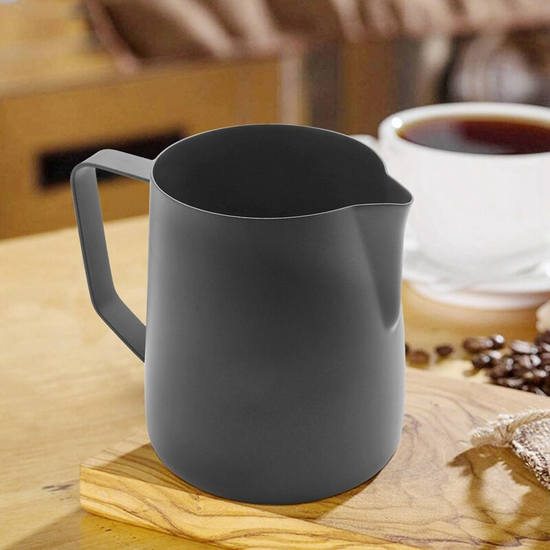 Tejhabosító kancsó, rozsdamentes acél tejes kávéhabosító kancsó 900 ml (32 Oz) Cappuccino Espresso készítéséhez (fekete)