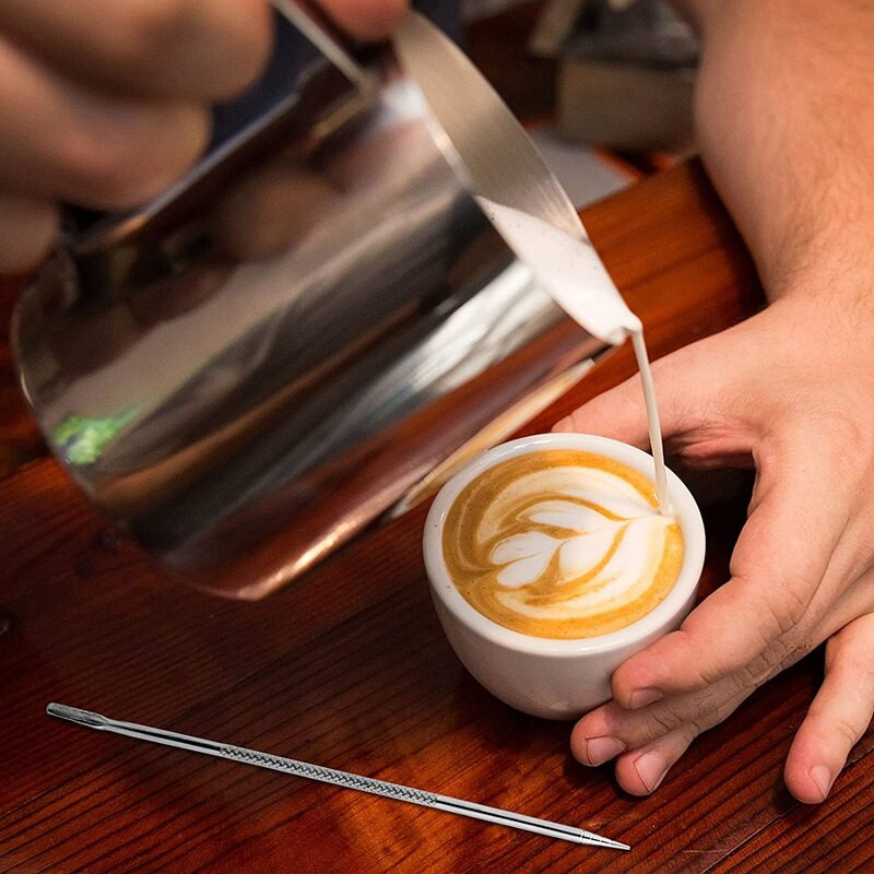 Tejhabosító csésze, 12Oz/350Ml rozsdamentes acél tejhabosító kancsó porrázóval, Coffee Art tollal és kávésablonnal