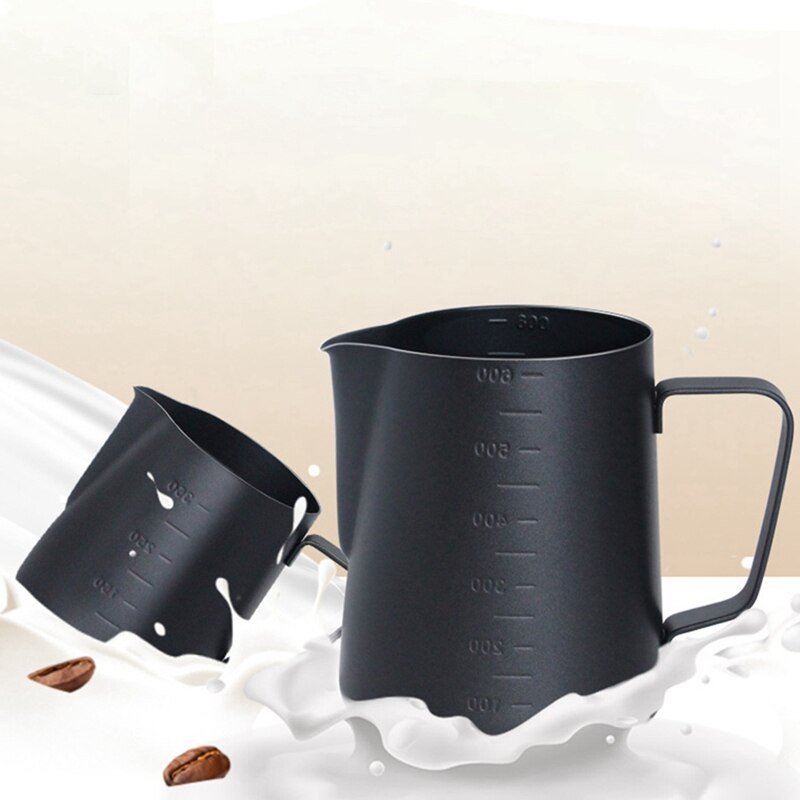 Kávéskávé csésze Dupla méretű tejhabos csésze mérőpohár Díszes Coffee Latte csésze vastag rozsdamentes acél
