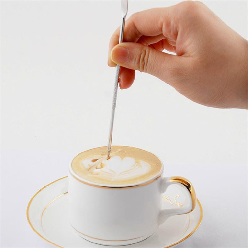 1 DB Barista Cappuccino Espresso kávé díszítő Latte Art toll Szabotázstű Rozsdamentes acél húzós virágtű faragott rúd