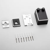 4,2 mln. viešbučio siena tvirtinama, tvirta su varžtais, praktiški drabužiai, antklodė bendrabutis namo balkonas, ištraukiama drabužių linija, skirta patalpoms