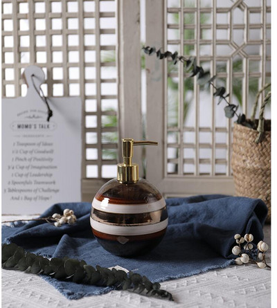 Kerámia Lotion palack Fürdőszoba Mosó Kiegészítők Kerekcsíkos Szappan adagoló Otthoni kézfertőtlenítő Tusfürdős üvegek 630ml