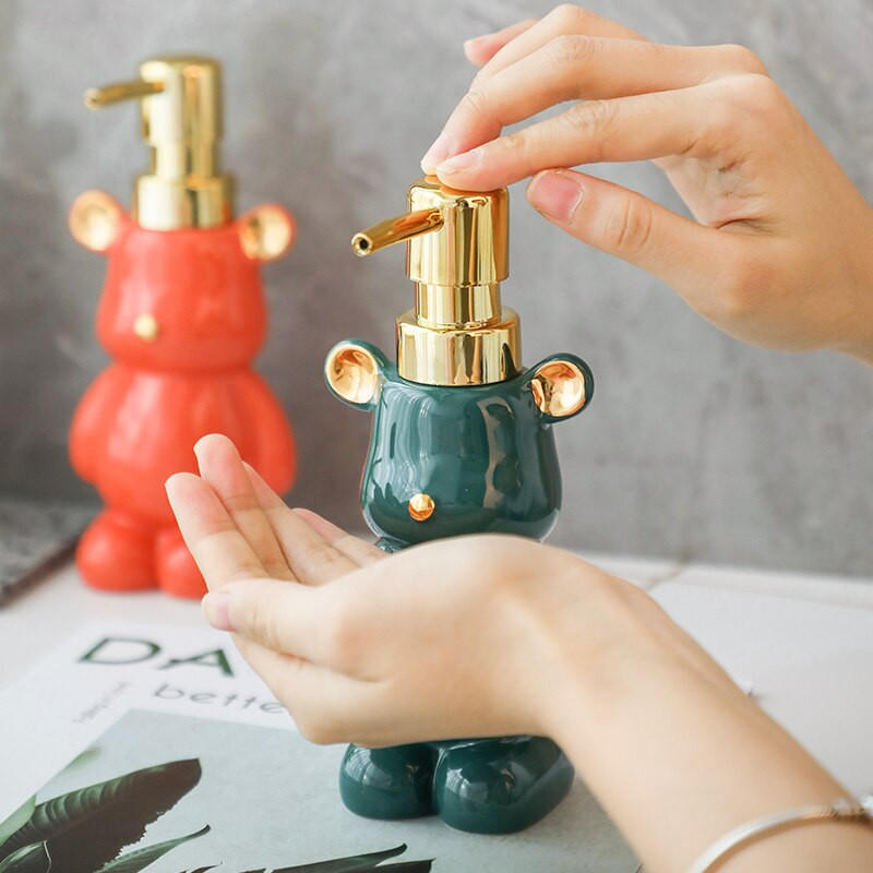 Keraminis losjono buteliukas, modeliavimas, animacinis gyvūnas, meška, siurblio galvutė, presas, muilo dozavimo buteliukai vonios kambario laikymo priedai