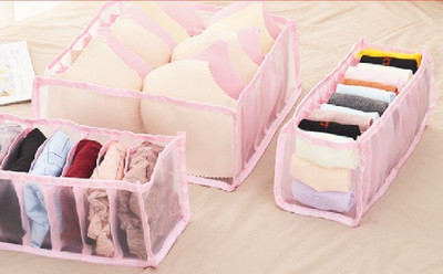 Apatiniai apatiniai Liemenėlė Organizatorius Dėžutė Stalčius Spinta Organizatoriai Skirstomieji Dėžės apatiniams Šalikai Kojinės Liemenėlės stalčius Plaunama