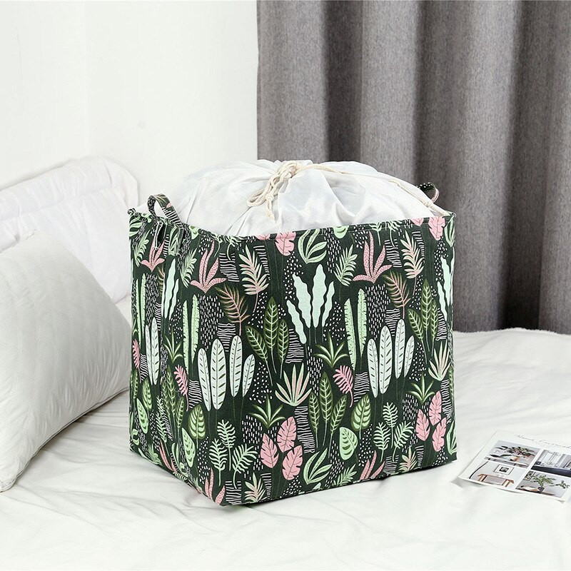 Šiuolaikiniai paprasti lininiai medvilniniai drabužiai, šiukšlės, žaislų laikymo dėžutė, purvini drabužiai, antklodė, atspari dulkėms.