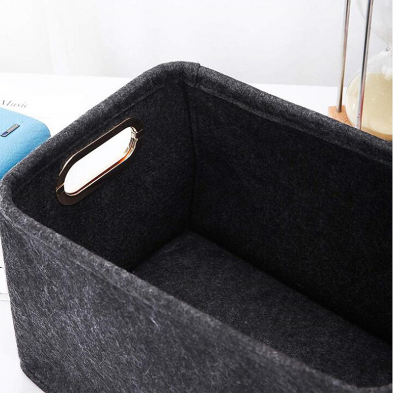 Šiaurės šalių veltinio rankų darbo laikymo krepšelis Svetainės juodos pilkos spalvos smulkmenos Organizatoriaus dėžutė kūdikiams žaislai Audiniai miegamojo kojinės su metaline rankena