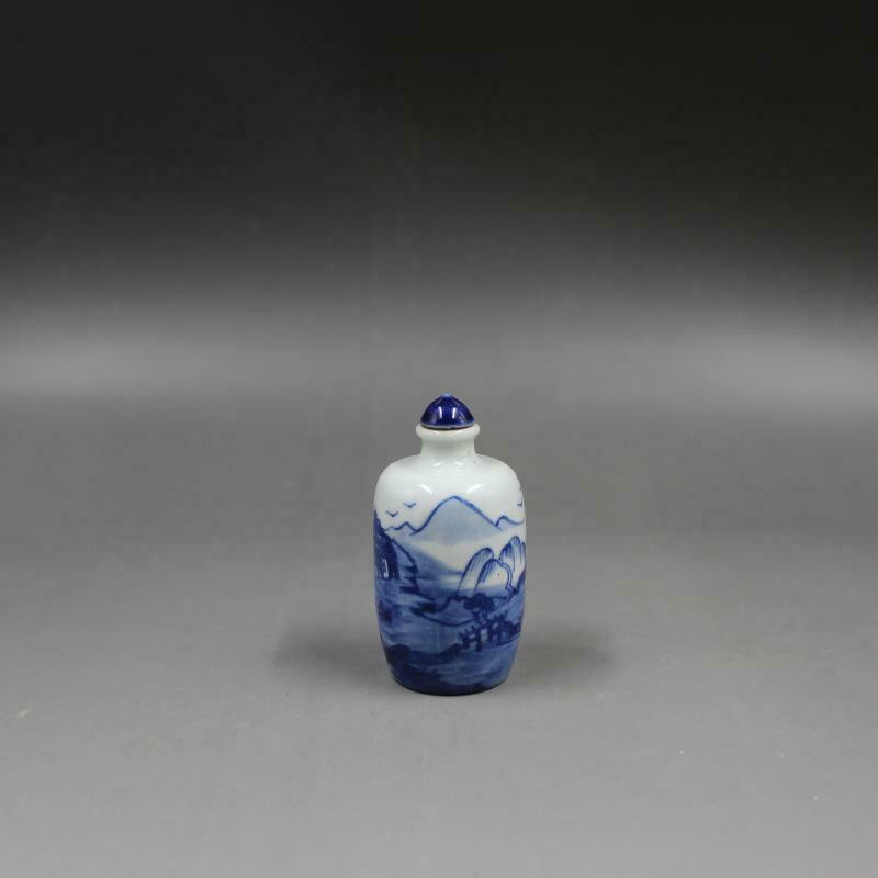 Kínai kék-fehér porcelán Qing-dinasztia Kangxi tájtervezés tubákos üveg antik porcelánutánzat kis díszítések