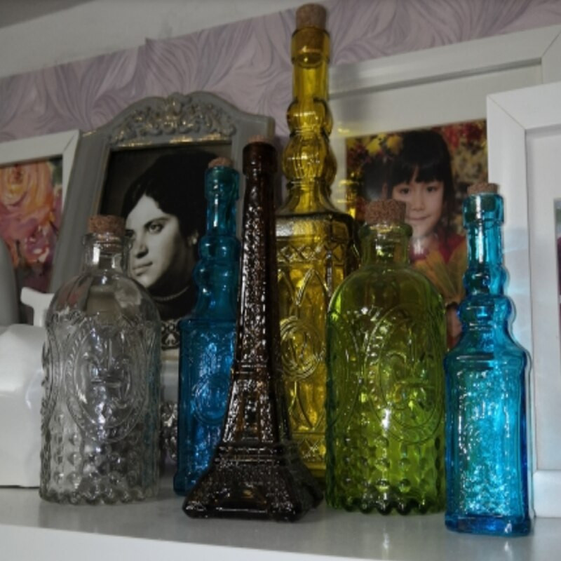 Žalios augalų stiklinės gėlių vazos Prop Vintage Skaidrus butelis Mažas raižytas bokštelis namų dekoravimui Nuotraukų palinkėjimų buteliukų dekoras