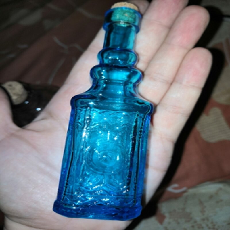 Žalios augalų stiklinės gėlių vazos Prop Vintage Skaidrus butelis Mažas raižytas bokštelis namų dekoravimui Nuotraukų palinkėjimų buteliukų dekoras