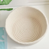 Apvalus rankomis austas krepšelis, mezgimo medvilninis kliūtis biuro laikiklis prie lovos stalviršio užkandžiams Įvairūs reikmenys Pagrindinės kosmetikos priemonės