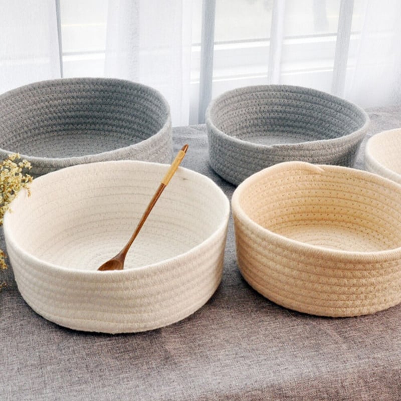 Apvalus rankomis austas krepšelis, mezgimo medvilninis kliūtis biuro laikiklis prie lovos stalviršio užkandžiams Įvairūs reikmenys Pagrindinės kosmetikos priemonės