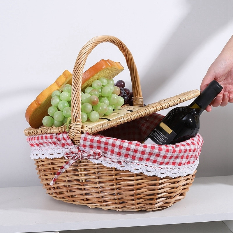 Vidéki stílusú fonott piknikkosár-tartó fedéllel, fogantyúval és béléssel piknikekhez, bulikhoz és grillezéshez