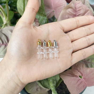 8X Mix Stílusú üvegfiola medál Mini Parfüm Olaj Palack Bűbáj Rizs Fiolák Ragasztós Kupak Nyaklánc Charms DIY Név a Rice Art ékszereken