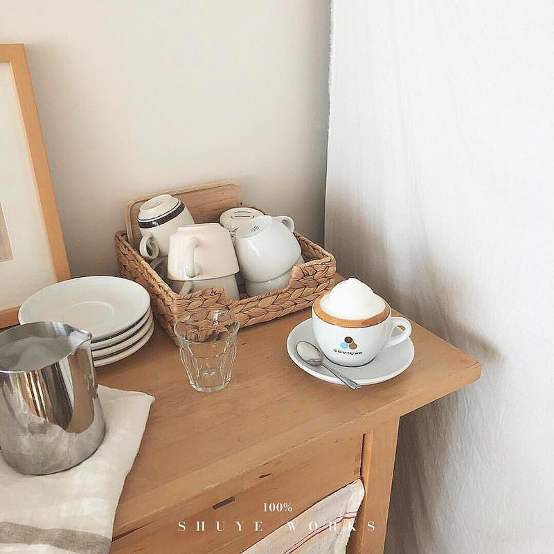 Coș de depozitare din zambile țesute cu paie naturală Container de birou pătrat țesut manual Cutie pentru articole de masă pentru uz casnic